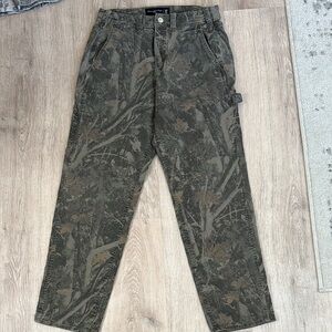 Abercrombie & Fitch Green Camouflage Cargo Pants